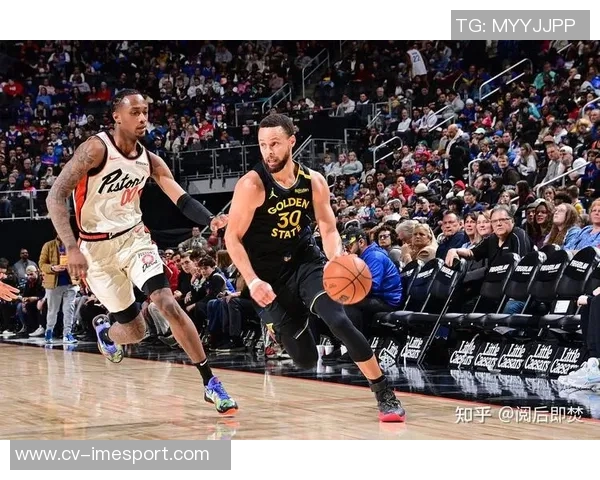 克莱复苏状态回暖表现出色10投5中斩获15分5篮板3三分球 克莱复苏状态回暖表现出色10投5中斩获15分5篮板3三分球