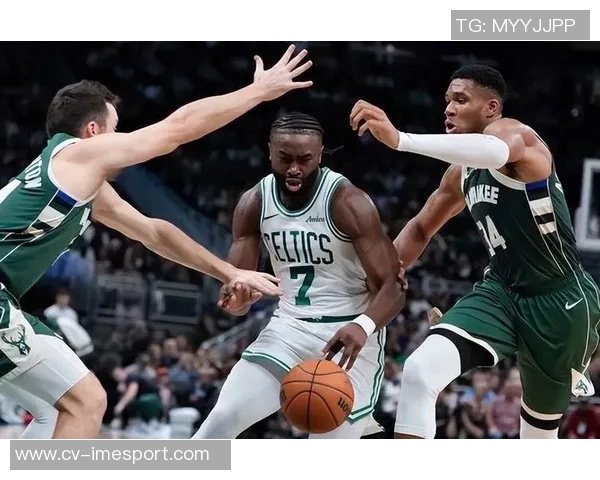 字母哥首节火力全开4投全中狂砍12分5篮板罚球表现也不俗 字母哥首节火力全开4投全中狂砍12分5篮板罚球表现也不俗